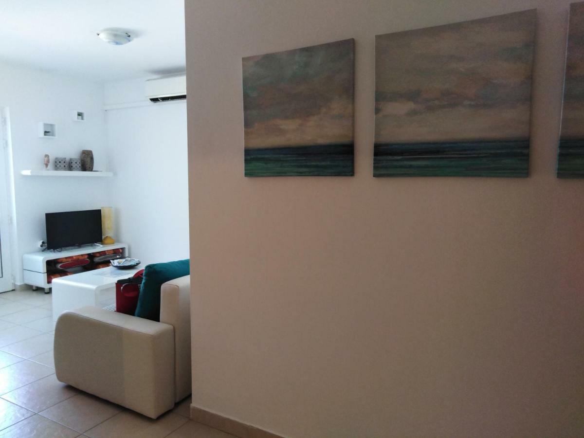 Apartments Neno Пула Екстериор снимка
